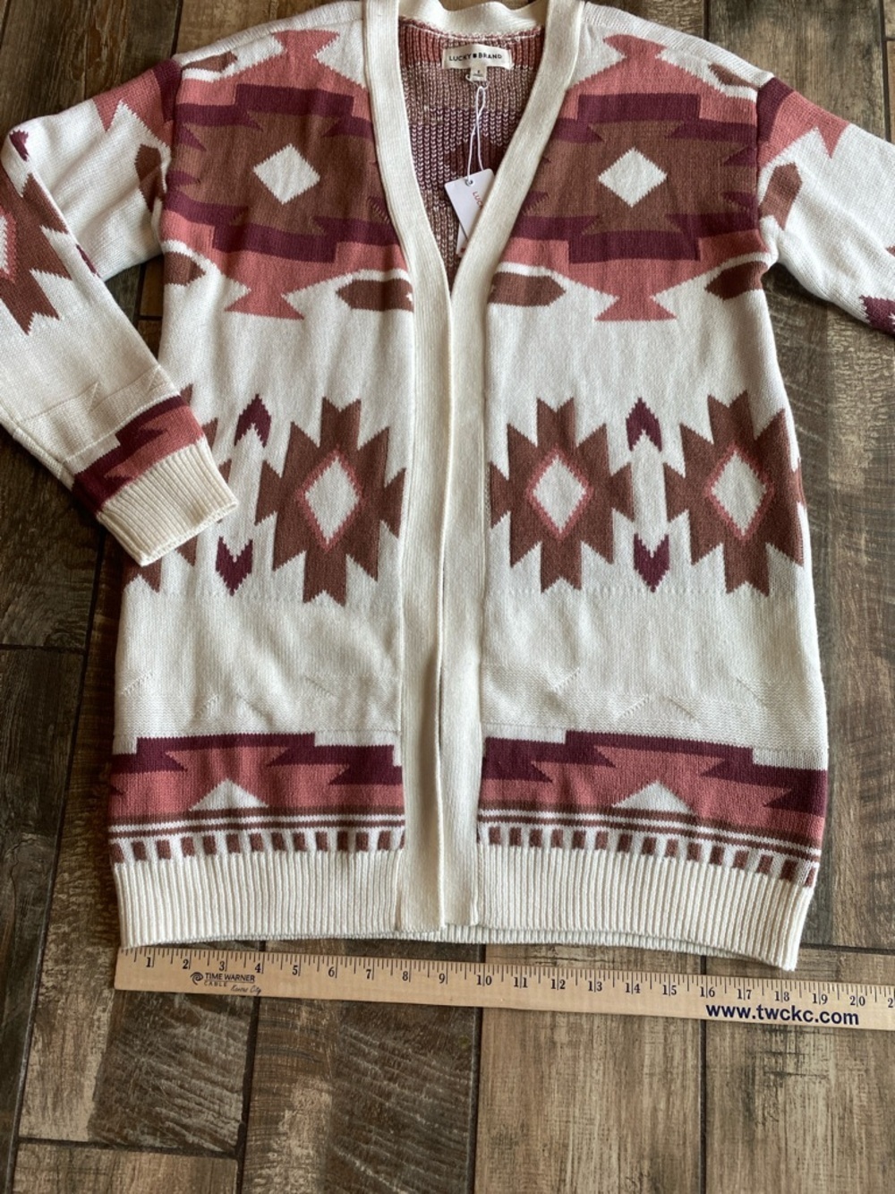 Lucky Brand Cream Cardigan with Brown & Rust Aztec Pattern 🆕 - Picture 10 of 11